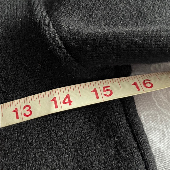 Prada - Picture 8 of 8